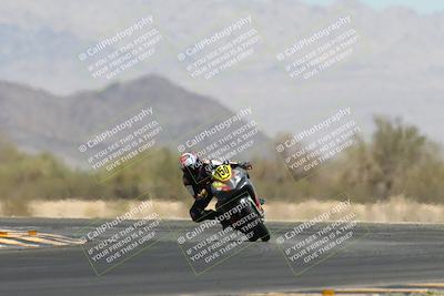 media/Apr-20-2025-CVMA (Sun) [[39090e8767]]/Race 11-500-350 Supersport (Holeshot)/
